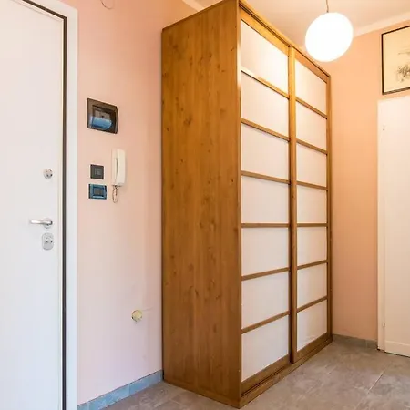 Apartment Enjoy - Bilocale Sulle Riviere A Due Passi Dalla Specola Padova