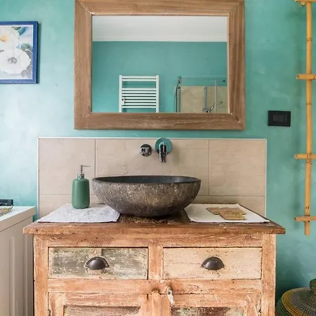 Enjoy - Bilocale Sulle Riviere A Due Passi Dalla Specola Апартаменты *