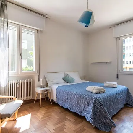 Enjoy - Bilocale Sulle Riviere A Due Passi Dalla Specola * Падуя