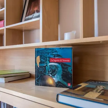 Enjoy - Bilocale Sulle Riviere A Due Passi Dalla Specola * Падуя