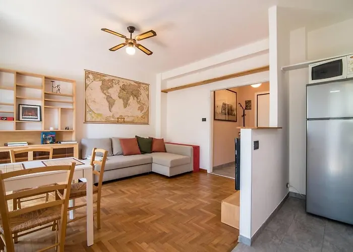 Enjoy - Bilocale Sulle Riviere A Due Passi Dalla Specola *